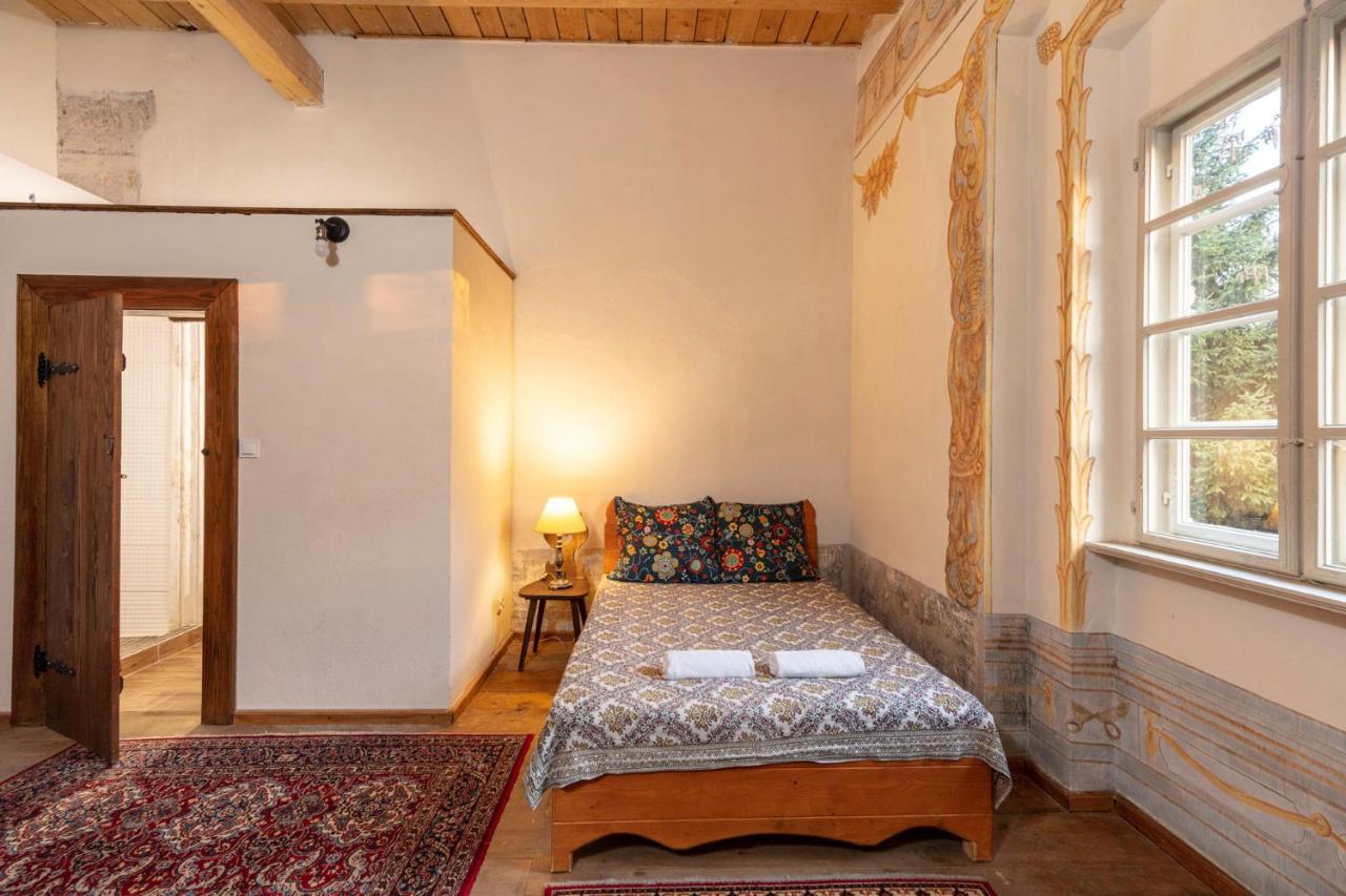 Palac Gorzanow Ngoại thất bức ảnh